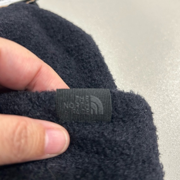 The North Face Women's City Plush Beanie Hat TNF Black NWT Buttery Soft - Picture 5 of 7